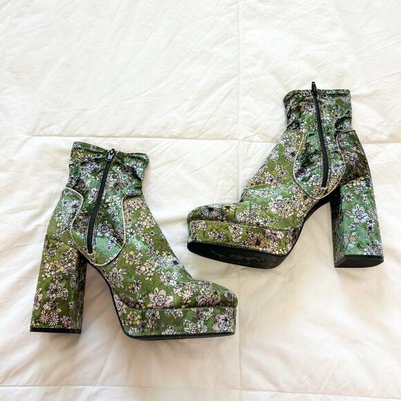 NWOB Free People Smyth Green Floral Velour Platform Block Heel Boots Size 10 - Picture 4 of 11